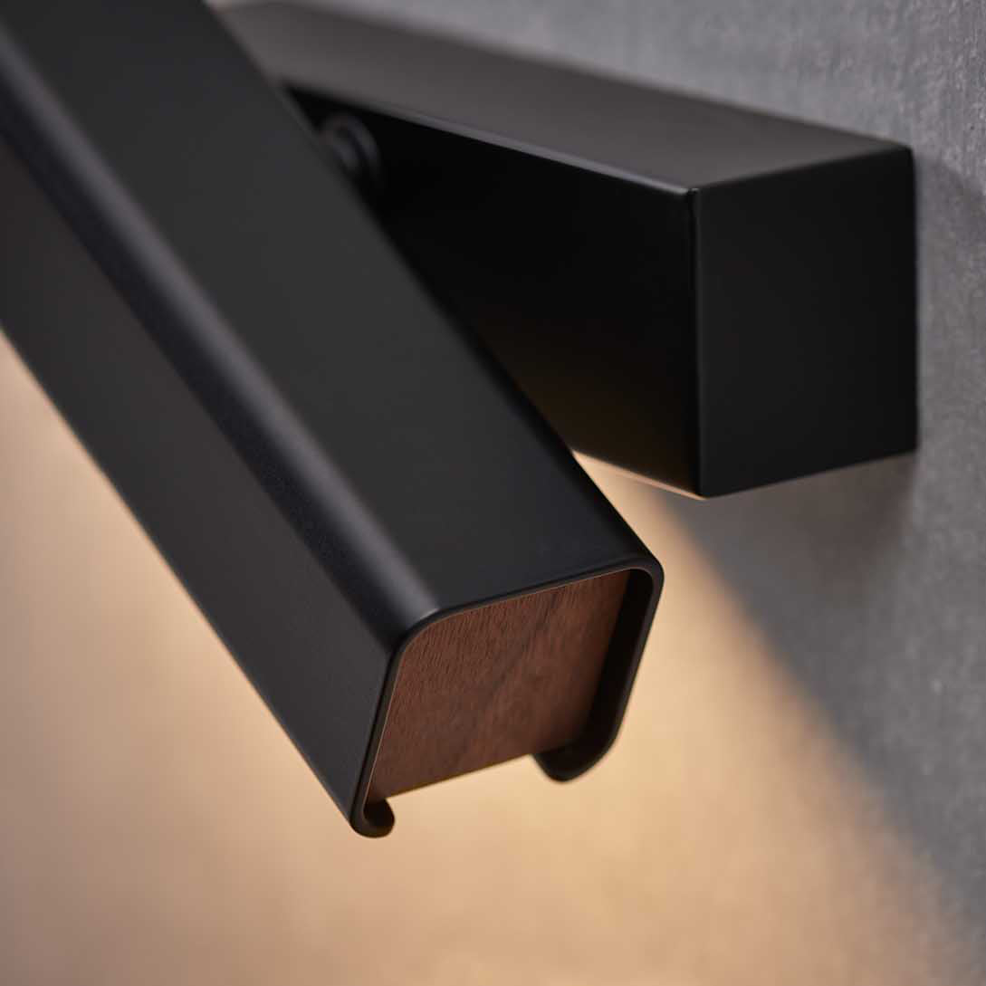 
Olvynora Rotating Wood & Metal LED Wall Lamp - Minimalist Sconce