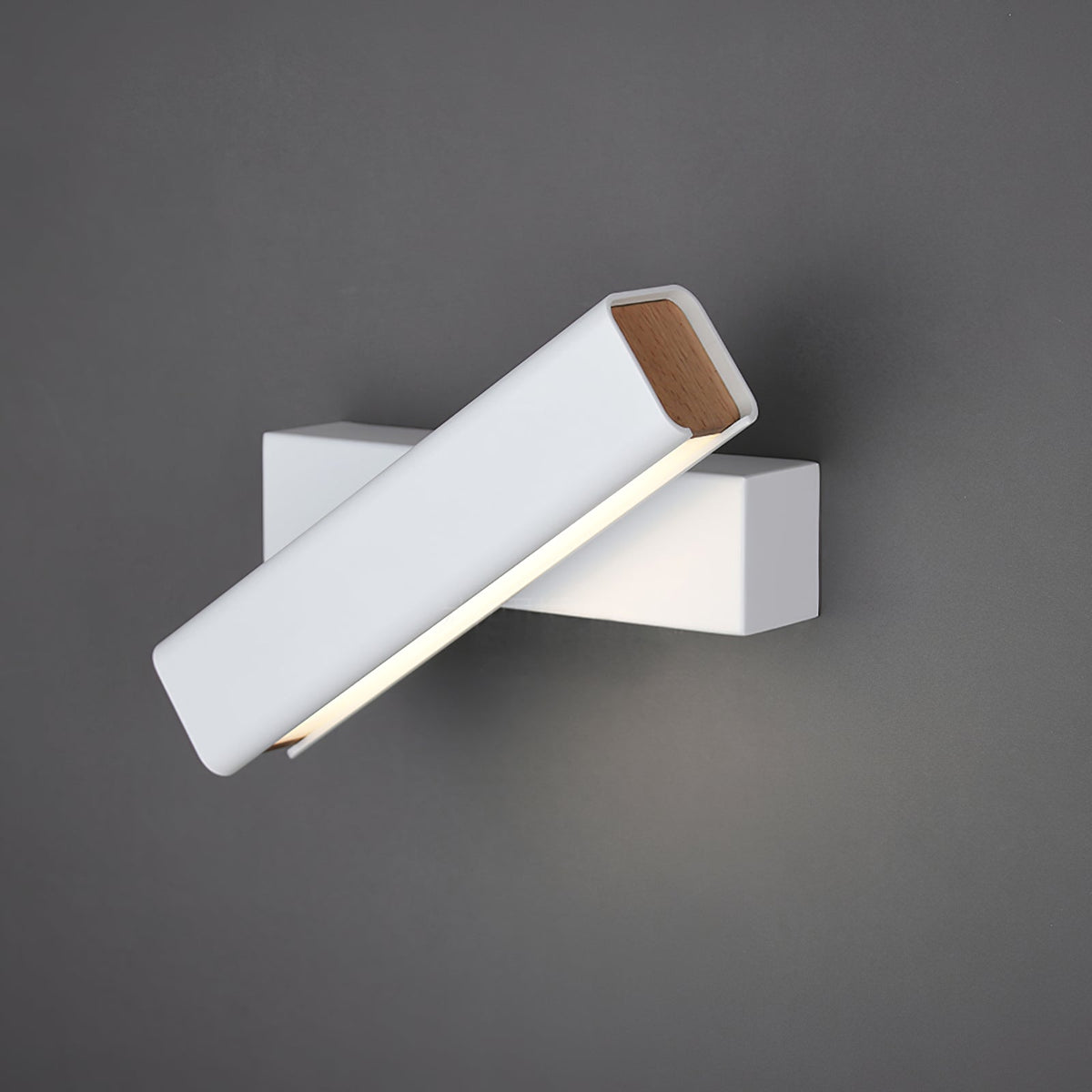 
Olvynora Rotating Wood & Metal LED Wall Lamp - Minimalist Sconce