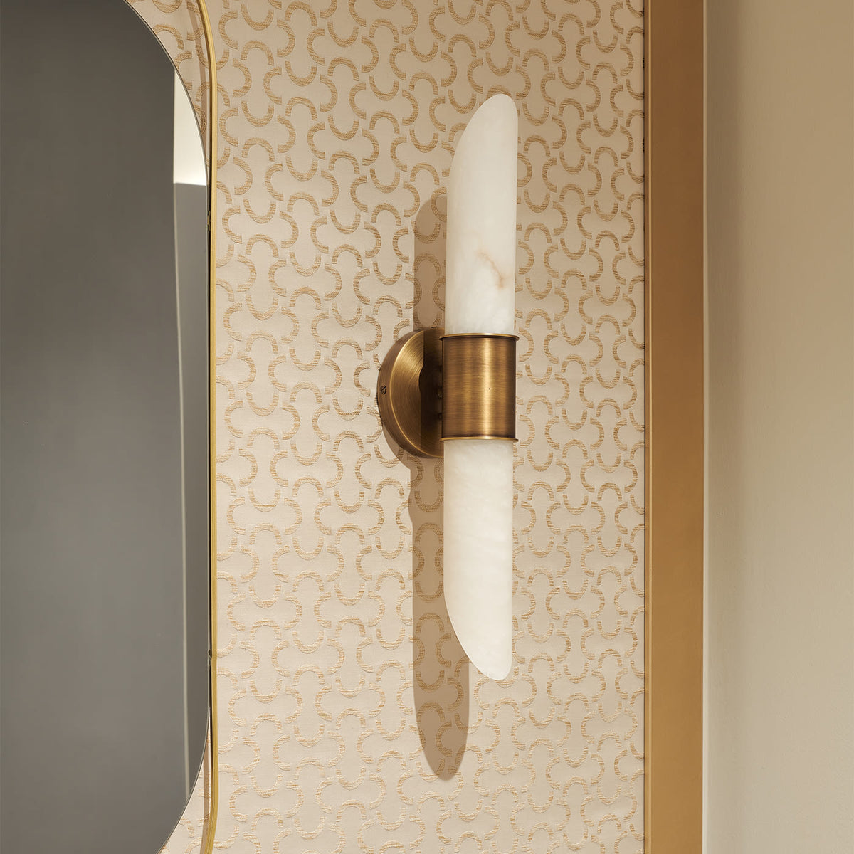 
Elsolor Alabaster Wall Lamp - Modern Minimalist Sconce