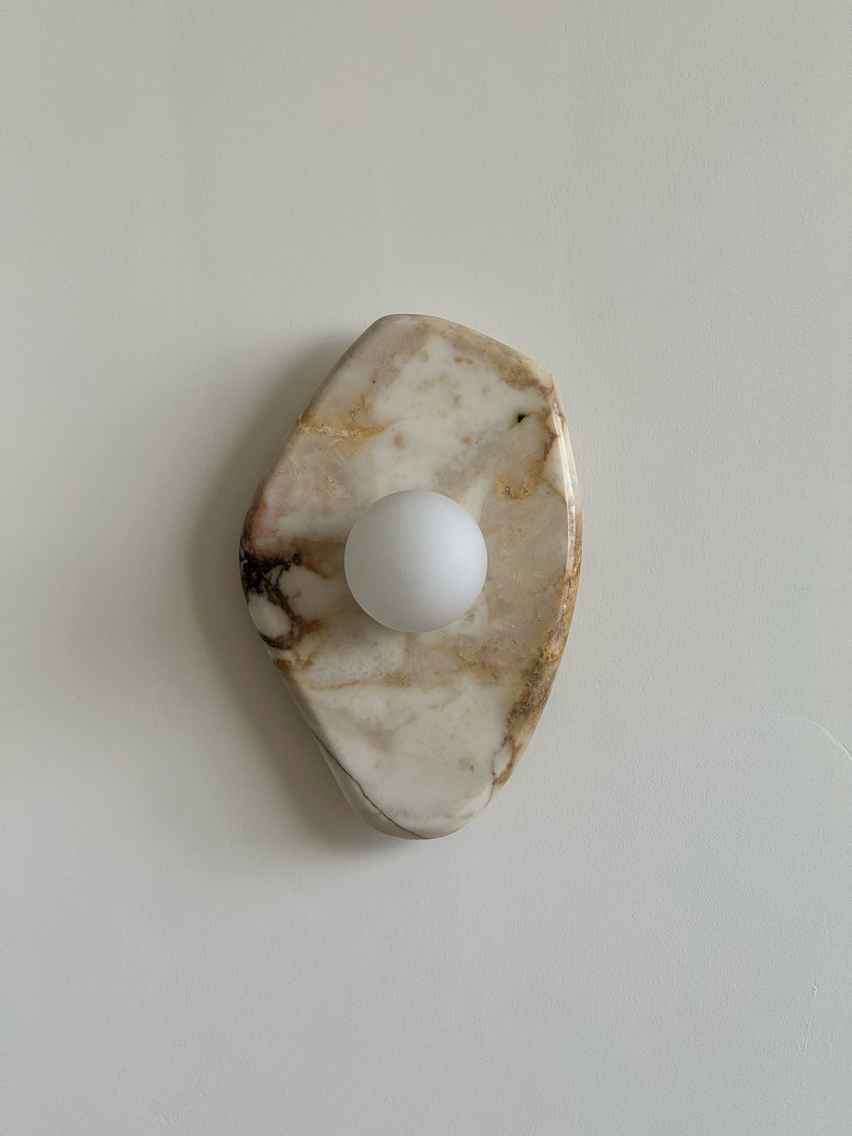 
Mylirira Marble & Glass Wall Lamp - Minimalist Sconce