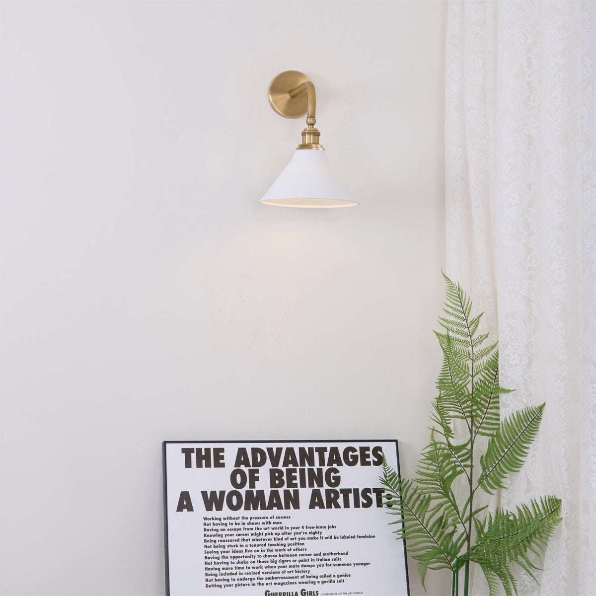 
Zomareth Ceramic Wall Lamp - Minimalist Sconce